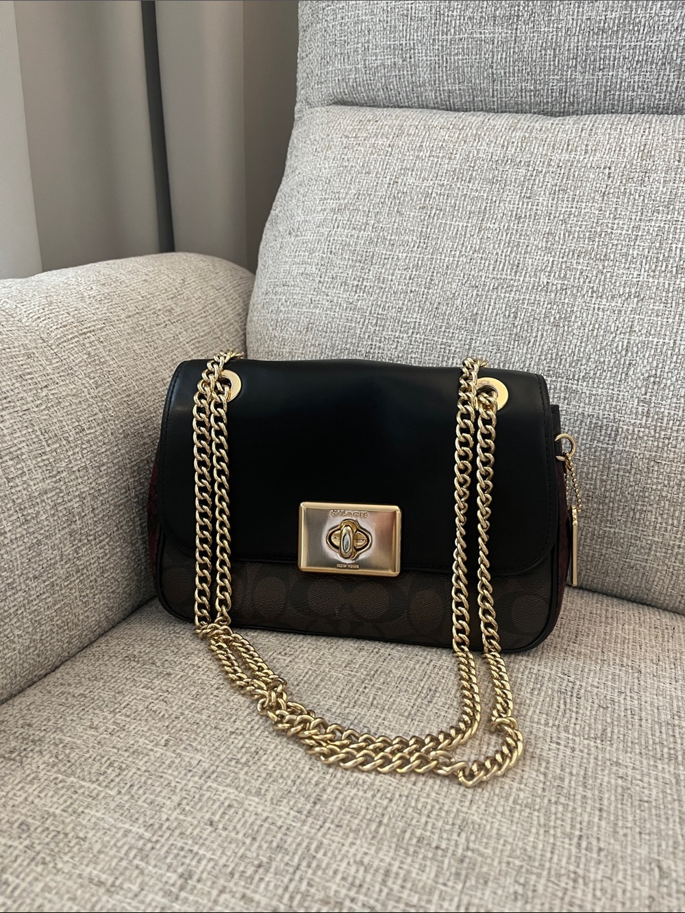 Coach Black Leather and Brown Signature Shoulder Bag with Gold Chain